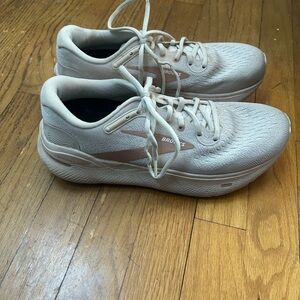 Brooks Ghost Max Shoes